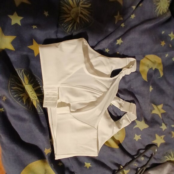 Women's DryMove Sports Bra - Picture 2 of 3